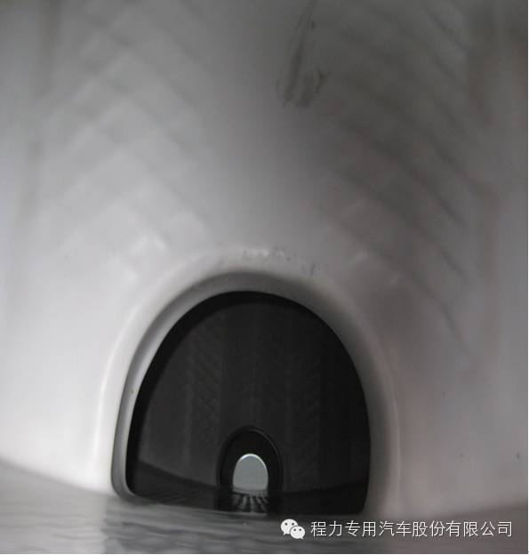 Independently developed high-strength wave deflector